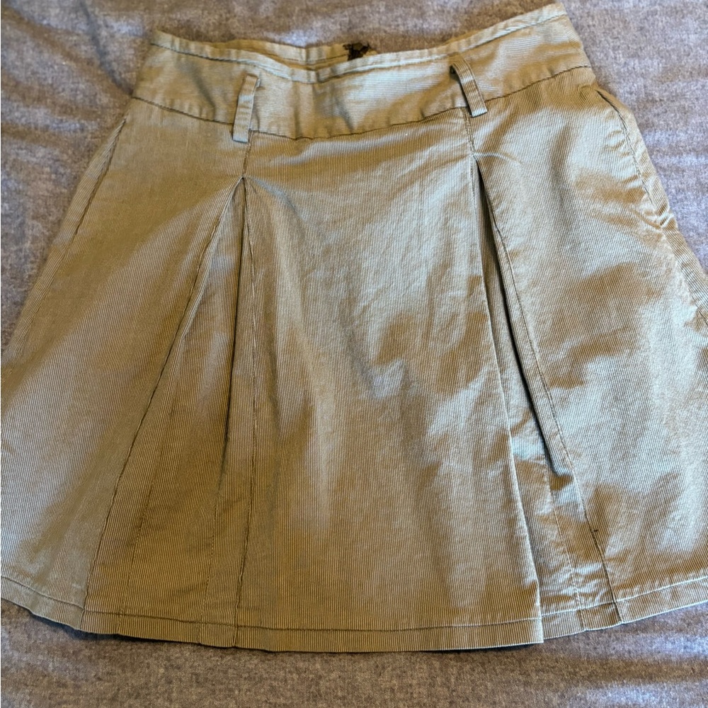Anthropologie Tulle pleated cotton skirt with pockets style J5036‎ Size L olive